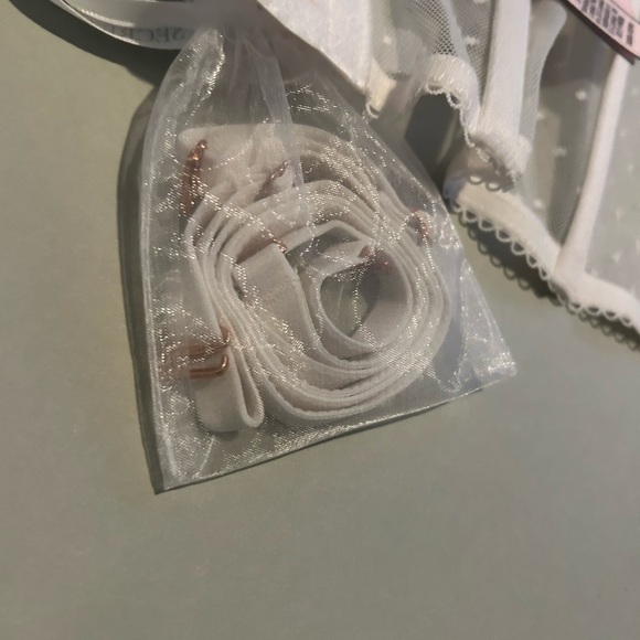 Cherry Embroidered Bustier - White - Picture 8 of 8